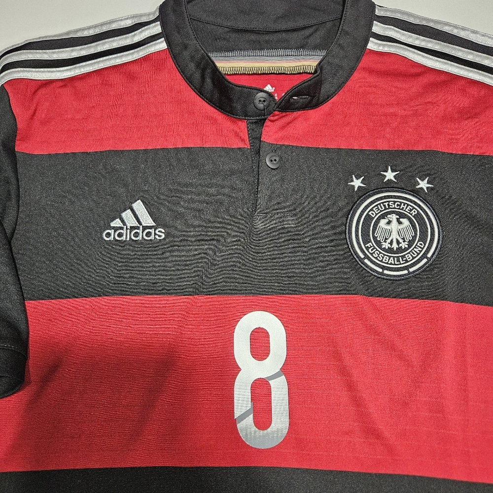 Adidas Germany Mesut Ozil #8 2014 World cup away jersey rare XL - Picture 6 of 14